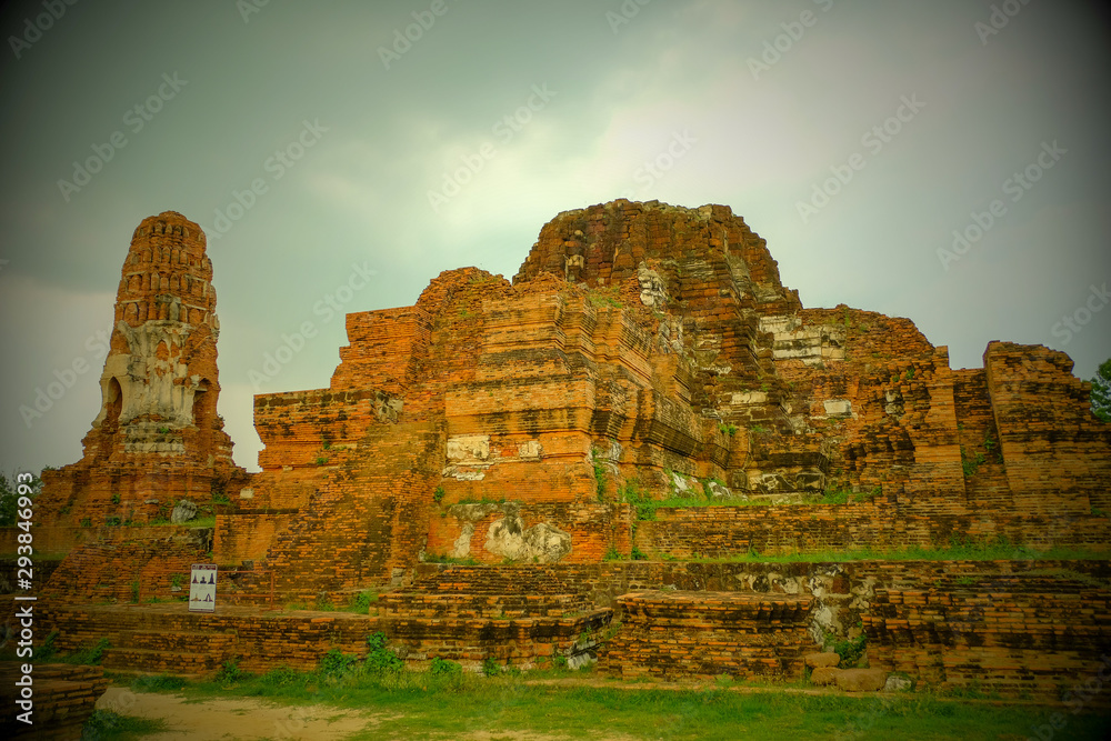 The main prang of Mahathat Temple The name of the temple means the temple of  the great relics  because it enshrined the relics of  the Buddha At Ayutthaya Historical Park Thailand