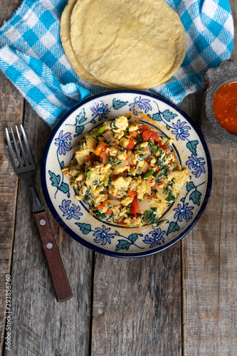 Mexican food: Scrambled eggs with chaya