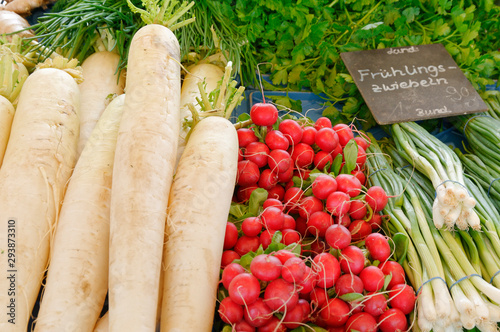 Gemüse am Marktstand