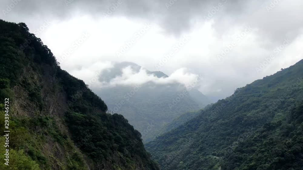MOUNTAIN MOUNTAIN
