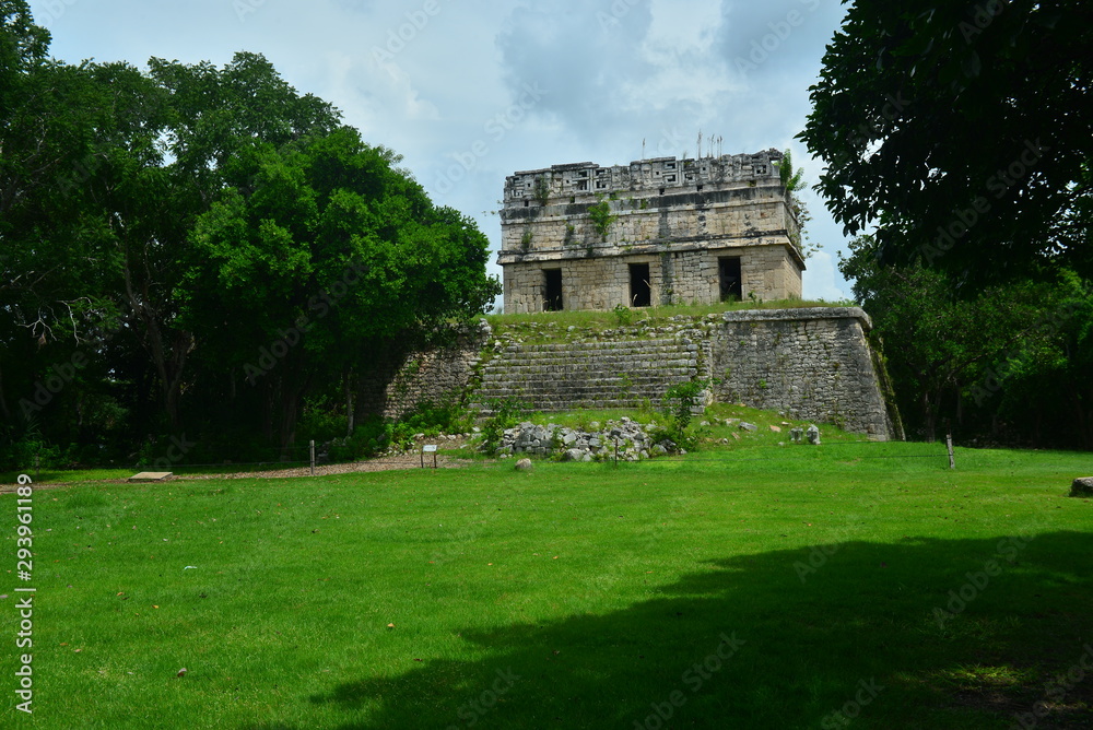 Chichen Itza maya site in mexico