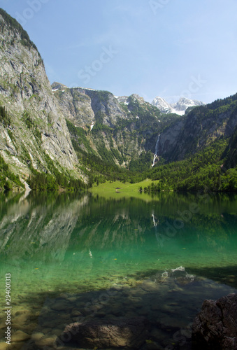 Fototapeta Naklejka Na Ścianę i Meble -  Lake und waterfall in Alps mountain