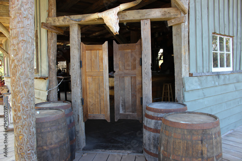 Saloon doors old