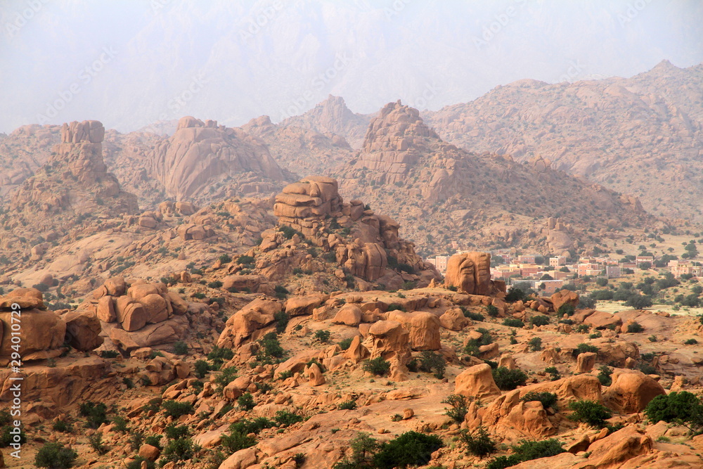 Landschaft im Antiatlas bei Aguard Oudad (Marokko)