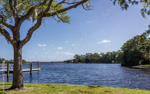 Wallpaper Mural Lake view Torontodigital.ca