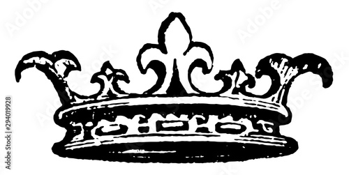 Diadem worn by ancient kings as the token of royalty, vintage engraving.