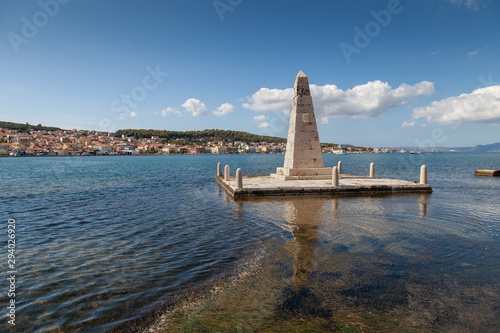 Editorial Kefalonia, UK - September 22, 2019: The four-faced symmetrical Kolona obelisk at the De Bosset Causeway in Argostoli, Kefalonia, that once served as a tribute to Great Britain, photo