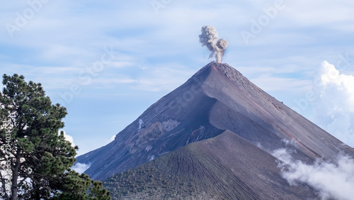 Slika na platnu Smoke eruption of Fire volcano in Guatemala
