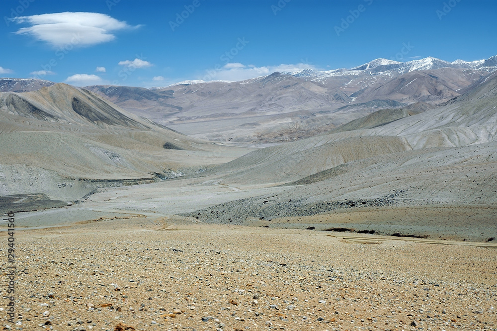 Mountainous landscape. Tibetan Plateau, Tibet, China, Asia.