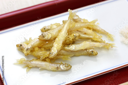 Valokuva crispy fried whitebait, japanese tempura style