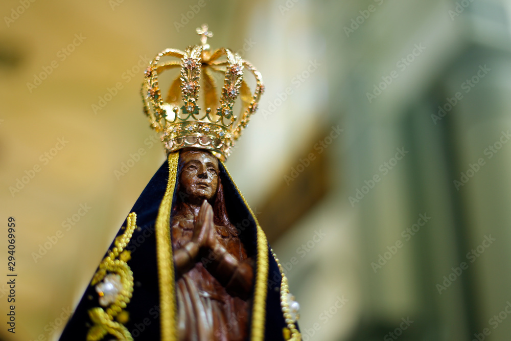 Obraz premium Image of Our Lady of Aparecida - Statue of the image of Our Lady of Aparecida
