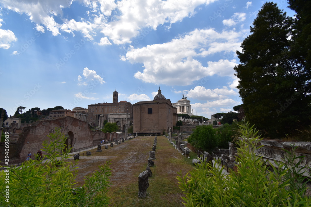 Travelling through the City of Rome Italy Travelling through the City of Rome Italy