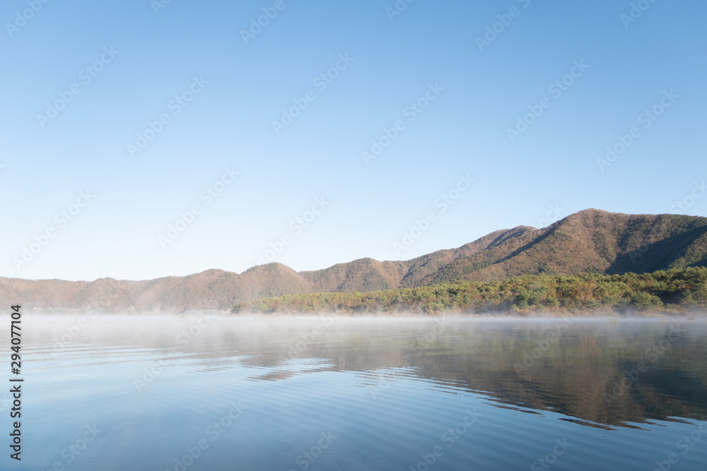 富士五湖「本栖湖」　山梨県