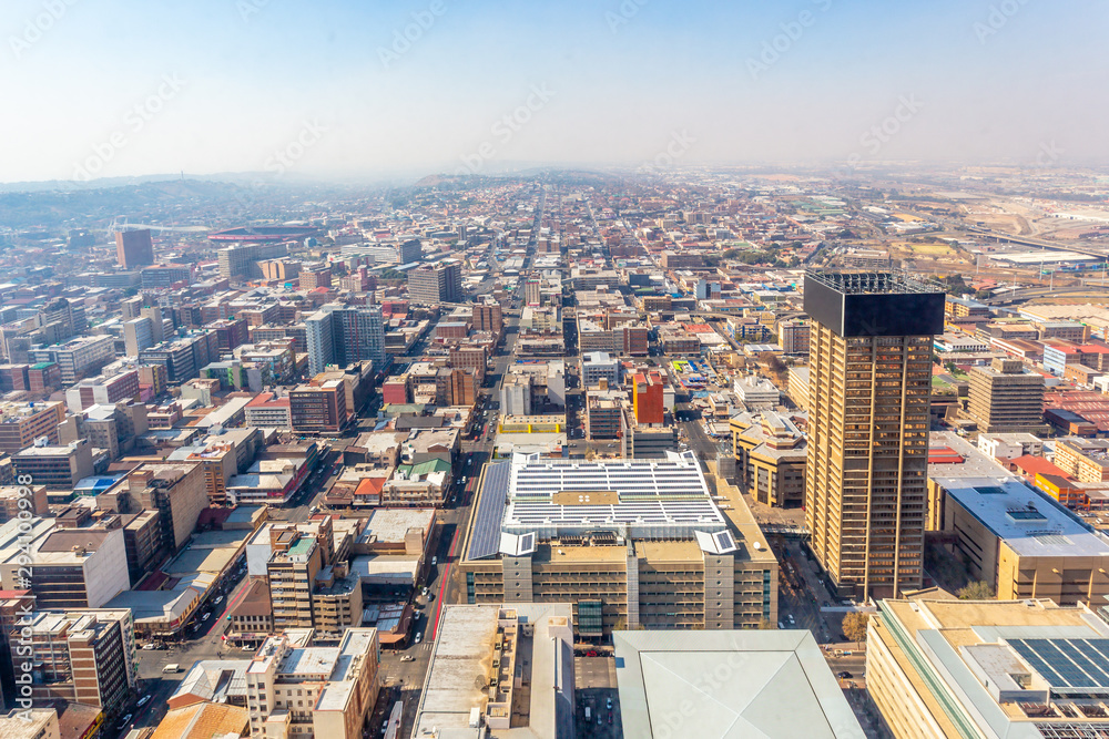 Fototapeta premium Centralna dzielnica biznesowa panoramy miasta Johannesburg, RPA