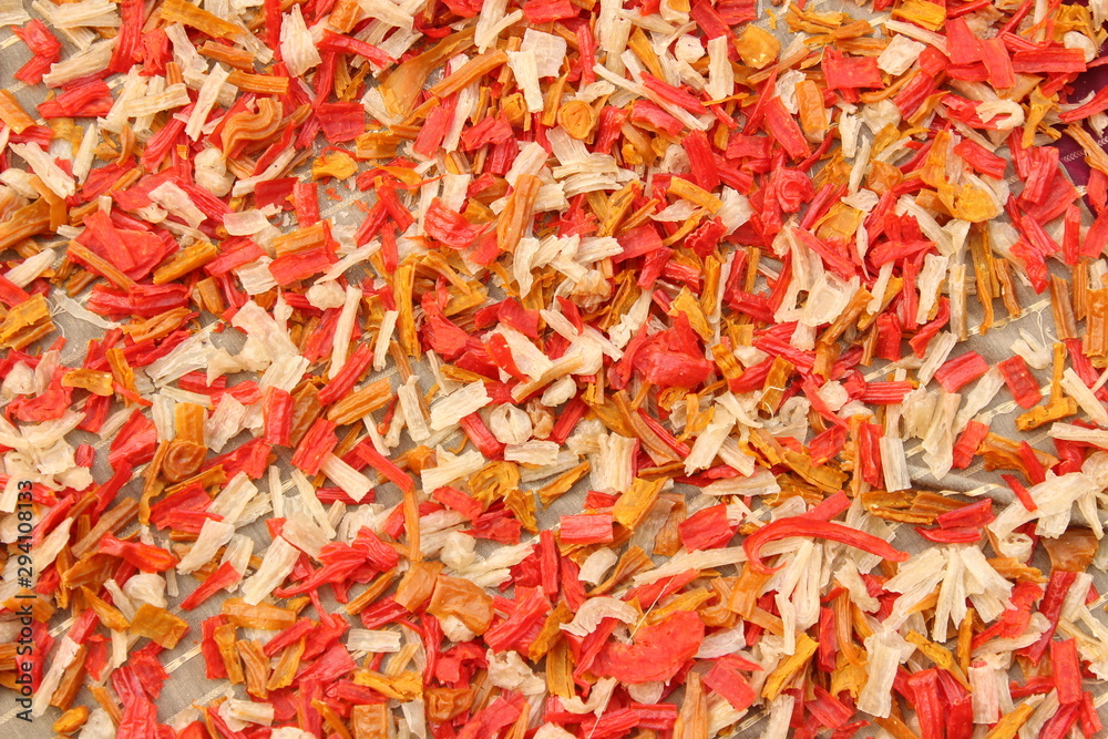 Color fryums in the street