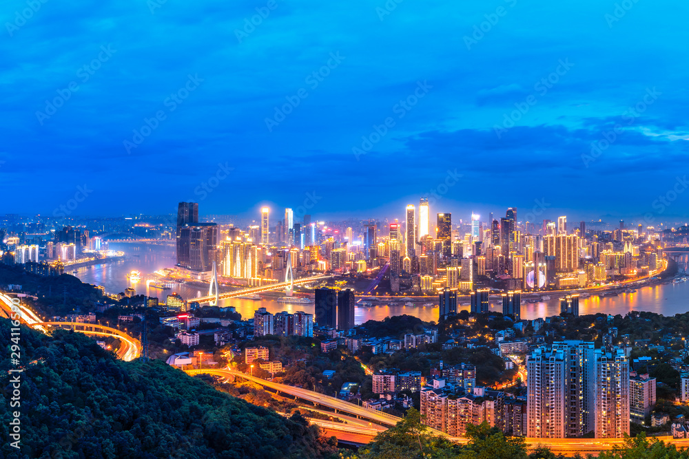 Obraz premium Sunset cityscape and skyline in Chongqing