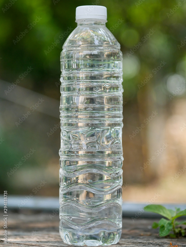 Drinking water bottles, plastic bottles Drinking water bottles, plastic bottles