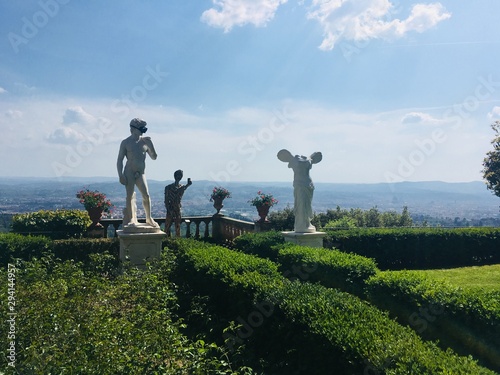 Wallpaper Mural Statues in heaven Torontodigital.ca