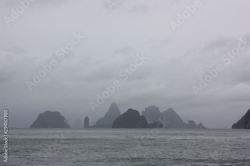 islands in the ocean