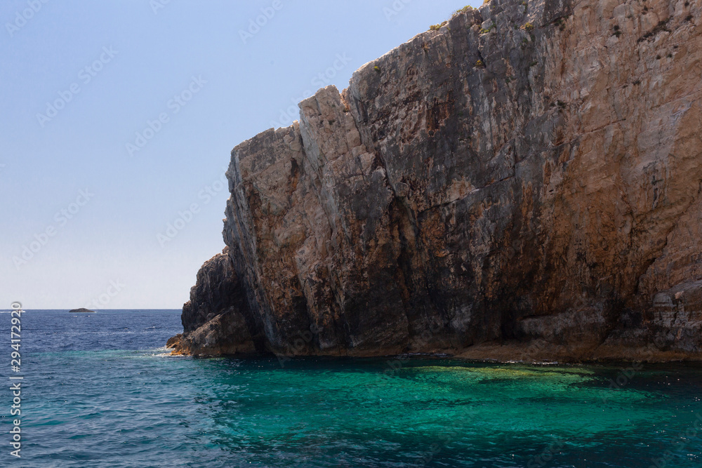 Fototapeta premium beautiful blue sea and rocky coast on the Greek island of Zakynthos