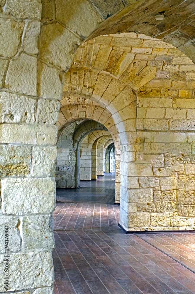 Obraz premium ancient vaulted hall of old fortress