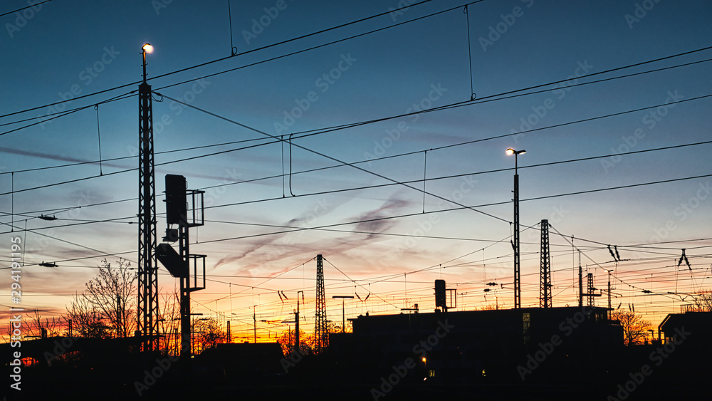 Sonnenuntergang am Güterbahnhof