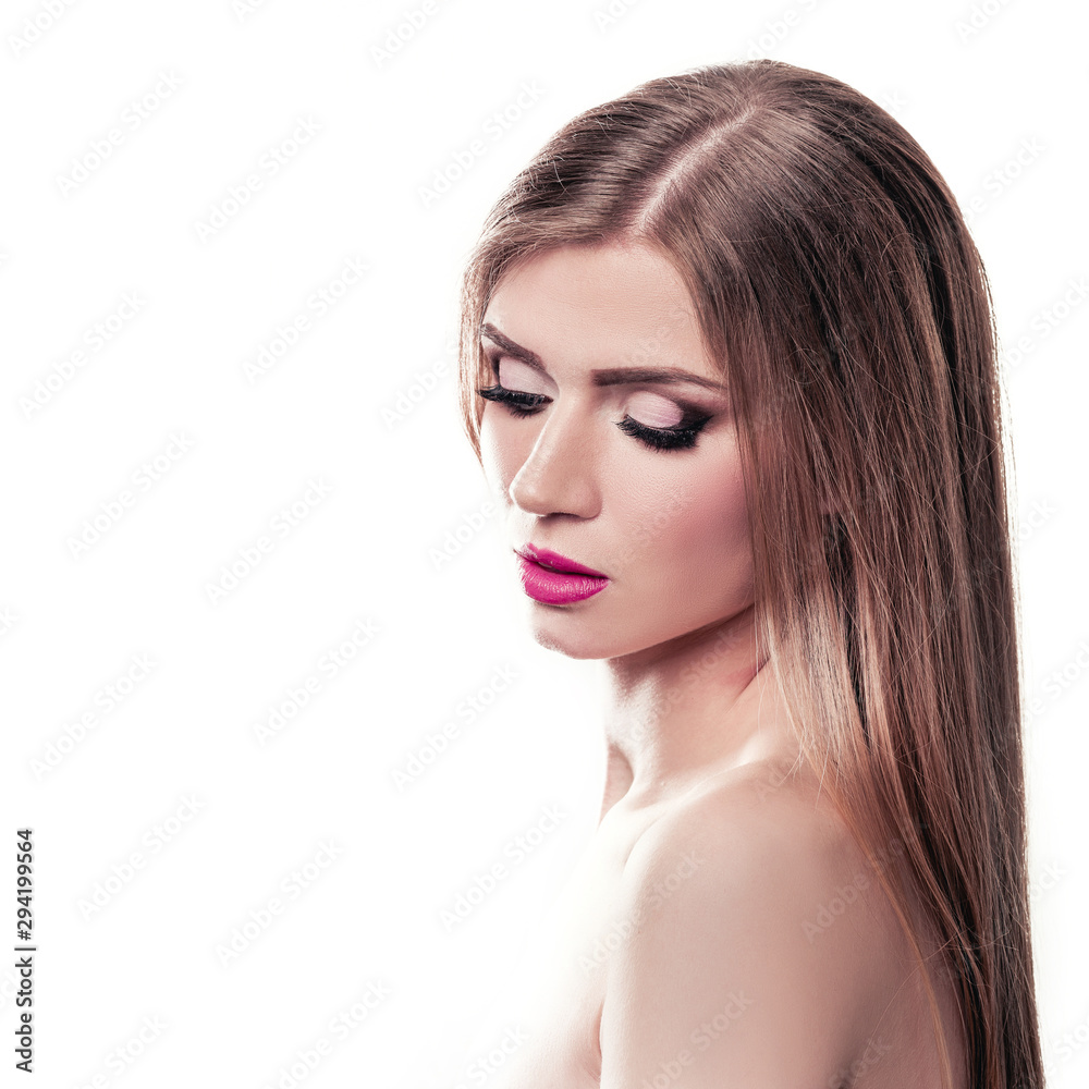 Naklejka premium portrait of a beautiful young woman. isolated on white