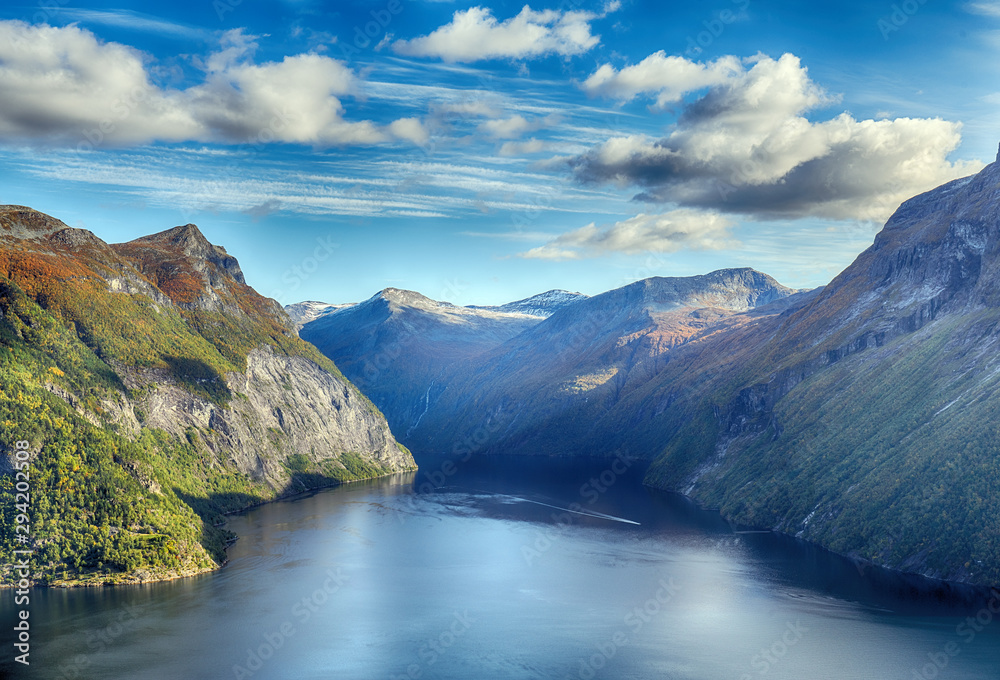 Naklejka premium Norway fjords near Geiranger village