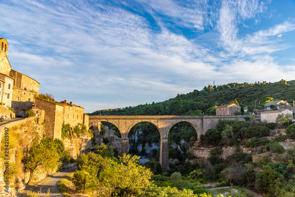 France, Languedoc-Roussillon, Herault, road bridge over the dried up river bed that encircles Minerve, a fortified Cathar village