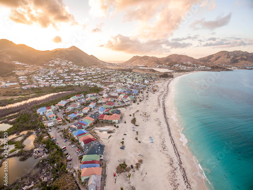 Slika na platnu Aerial view of Orient bay beach