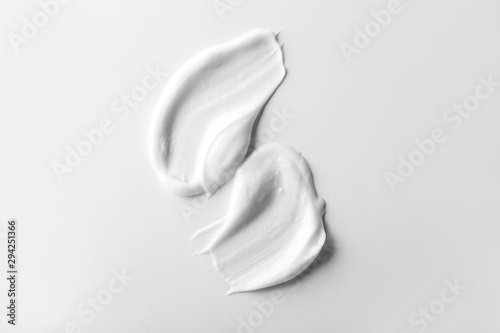 Slika na platnu Natural cream on white background