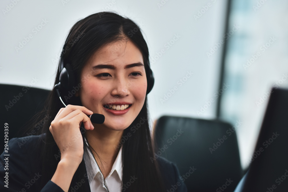 Call center using headphone contract conversation with customer service online Call center using headphone contract conversation with customer service online