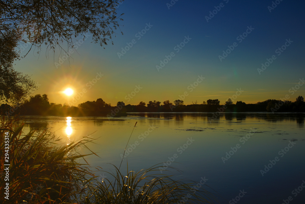 Obraz premium on the banks of the Loire river