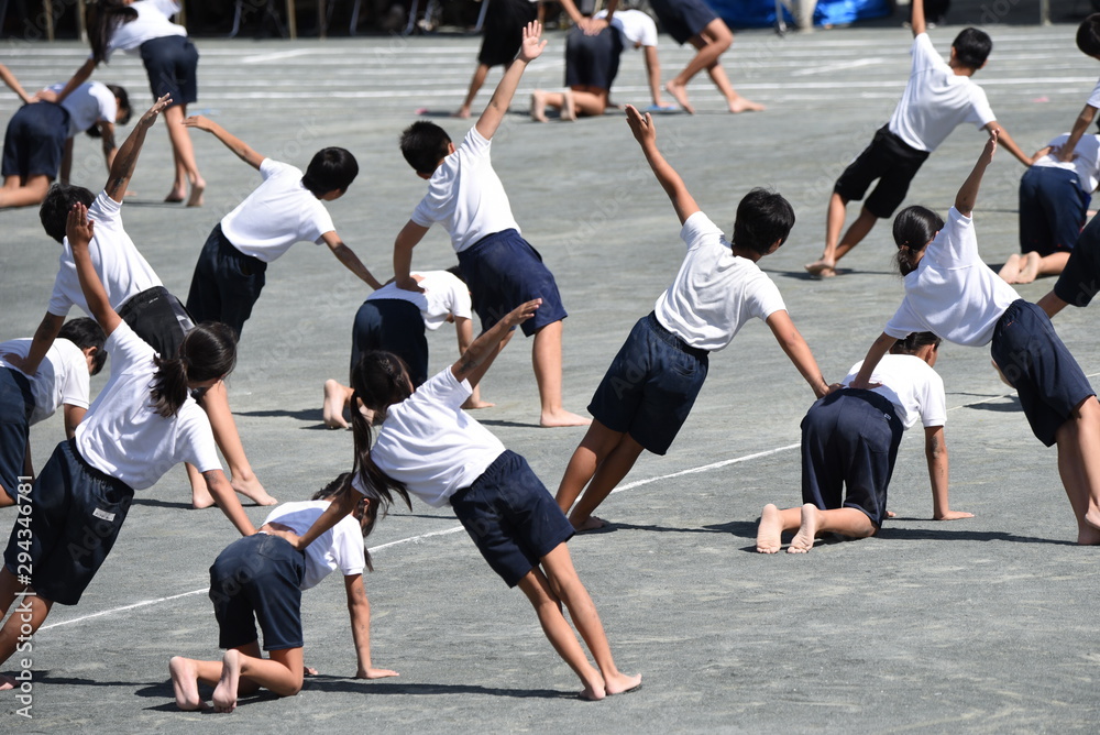 Japanese elementary school sports day / Schools in Japan, from elementary to high school, hold “Sports Day”. Japanese elementary school sports day / Schools in Japan, from elementary to high school, hold “Sports Day”.