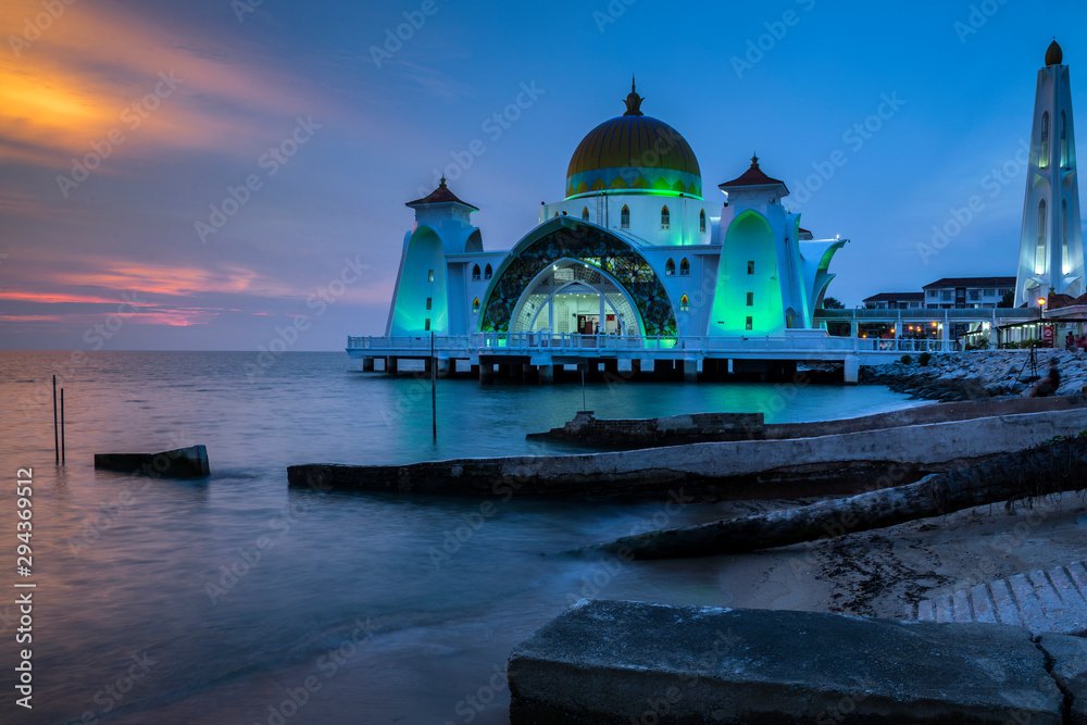  Melaka Straits Mosque at sunset, Malacca Island, Malacca City, Malacca, Malaysia