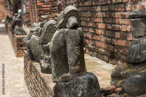 figura en templo Wat Maha en Ayutthaya