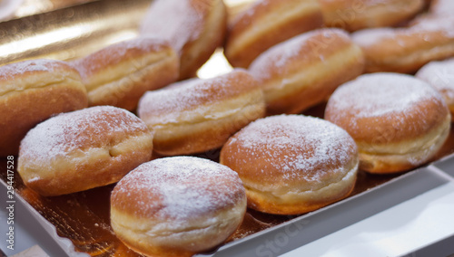 italian bomboloni
