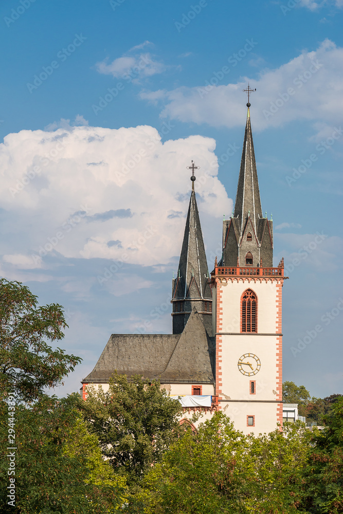 Blick zur Basilika
