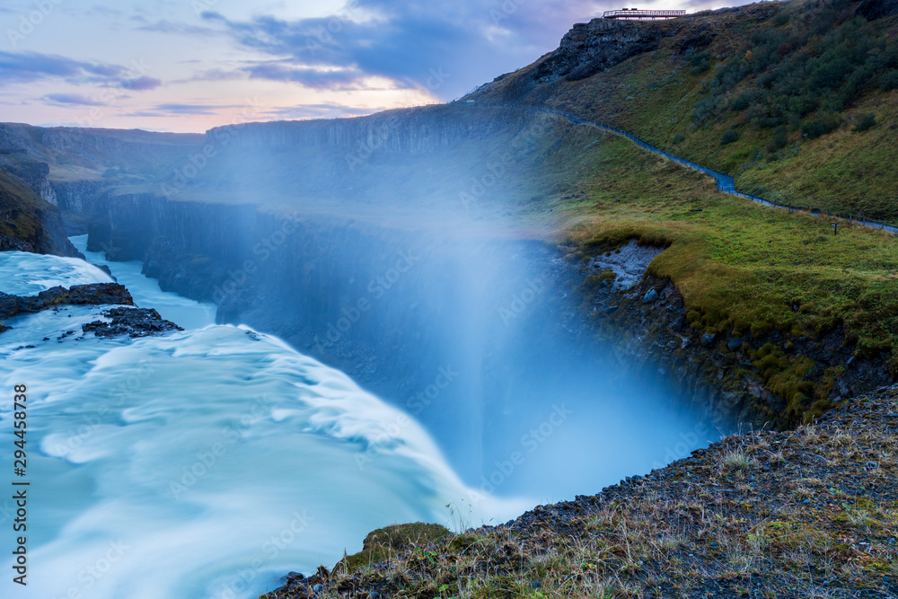 Fototapeta premium Island - Wasserfall