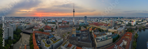 Panorama auf Berlin mit Berliner Fernsehturm