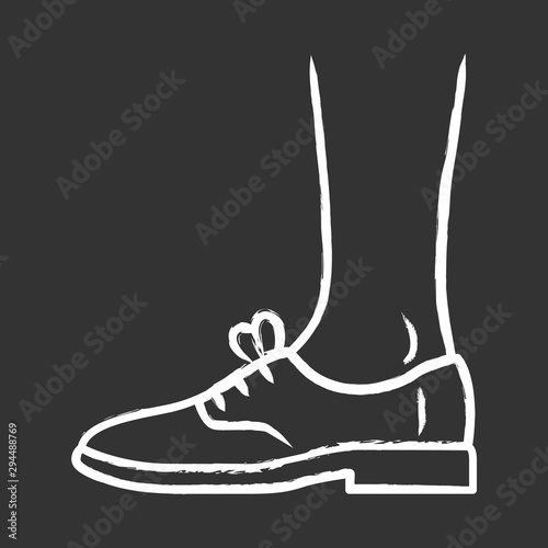 Brogues chalk icon. Women and men luxury leather oxford shoes. Stylish formal elegant footwear design. Male and female fall, spring office fashion. Isolated vector chalkboard illustration