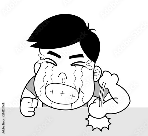 泣いて悔しがる少年
