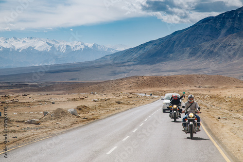 Obraz na płótnie motorcycle on the road in Leh Ladakh, India w salonie