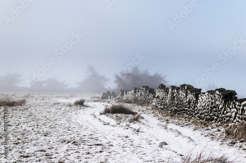 Fotografie Ilkley moor in snow. Yorkshire