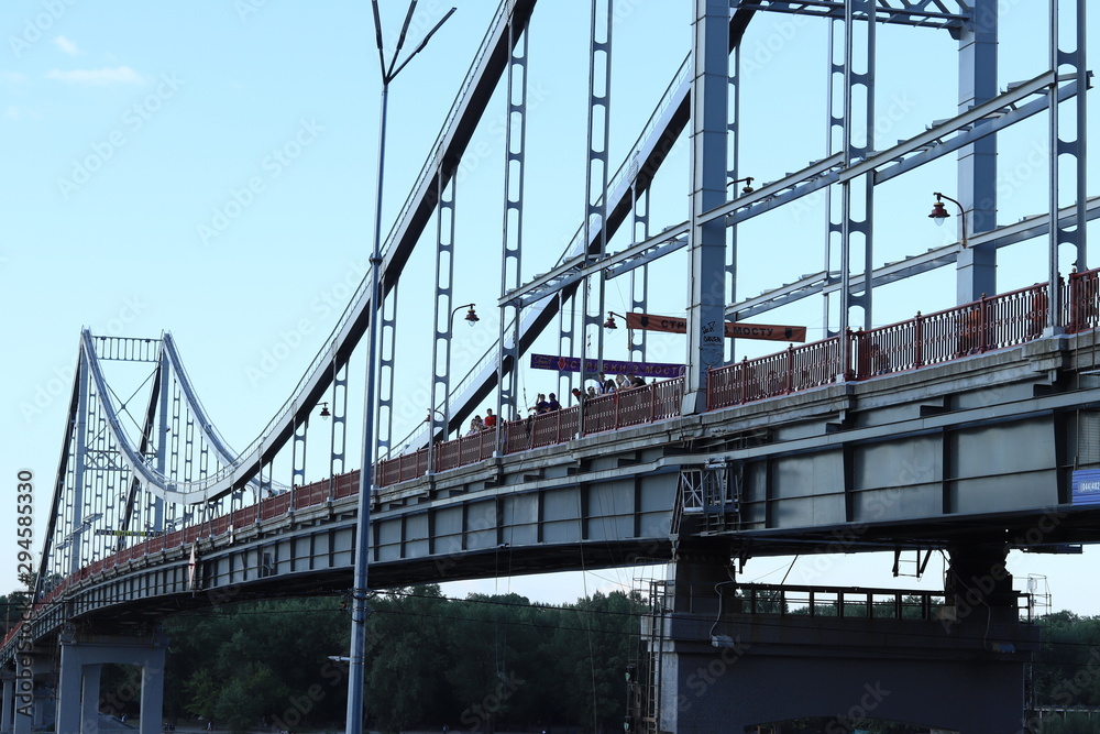 Fototapeta premium the kiev bridge