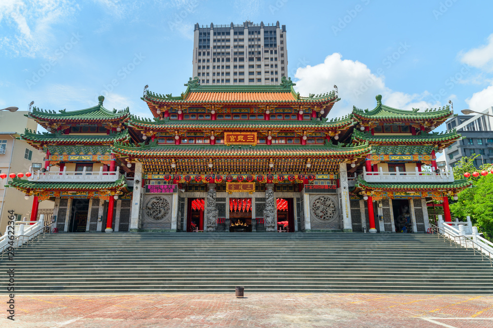 Awesome view of colorful facade of Sanfeng Temple, Kaohsiung Awesome view of colorful facade of Sanfeng Temple, Kaohsiung