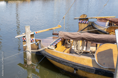 Old tradional boats at the Havankade (harbor quay) in Elburg, Gelderland, NLD © Laurens