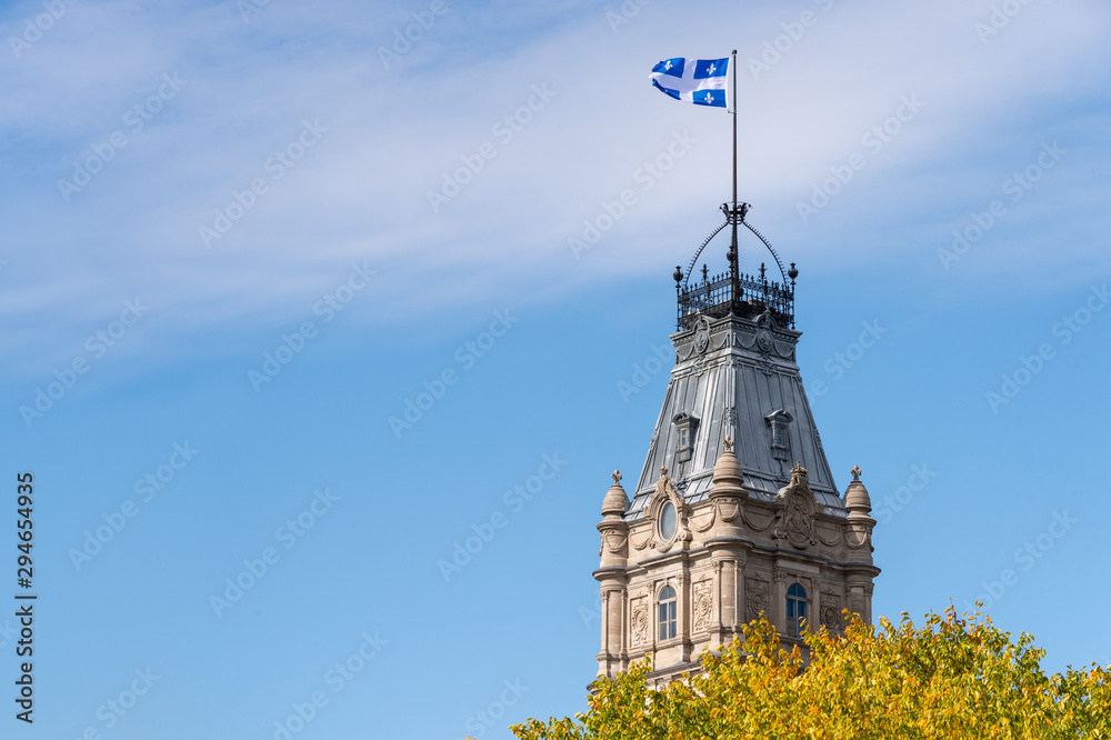 Obraz premium Quebec Flag in Quebec City