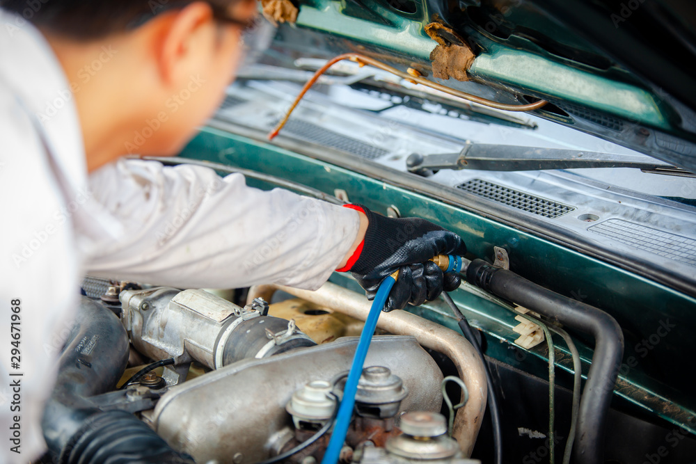 Car air conditioner machine