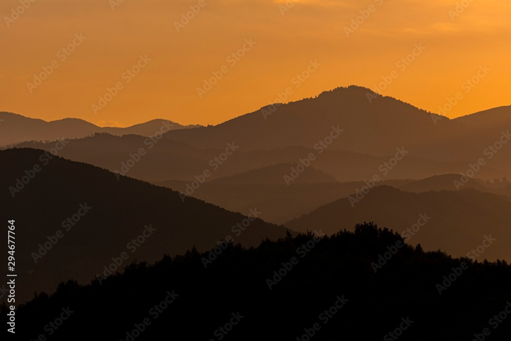 Fototapeta premium Morning mountain layers